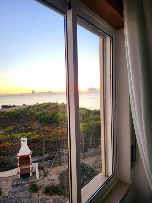 Nazare Uninterrupted Views And Sounds Of The Sea Apartment Pataias Exterior photo