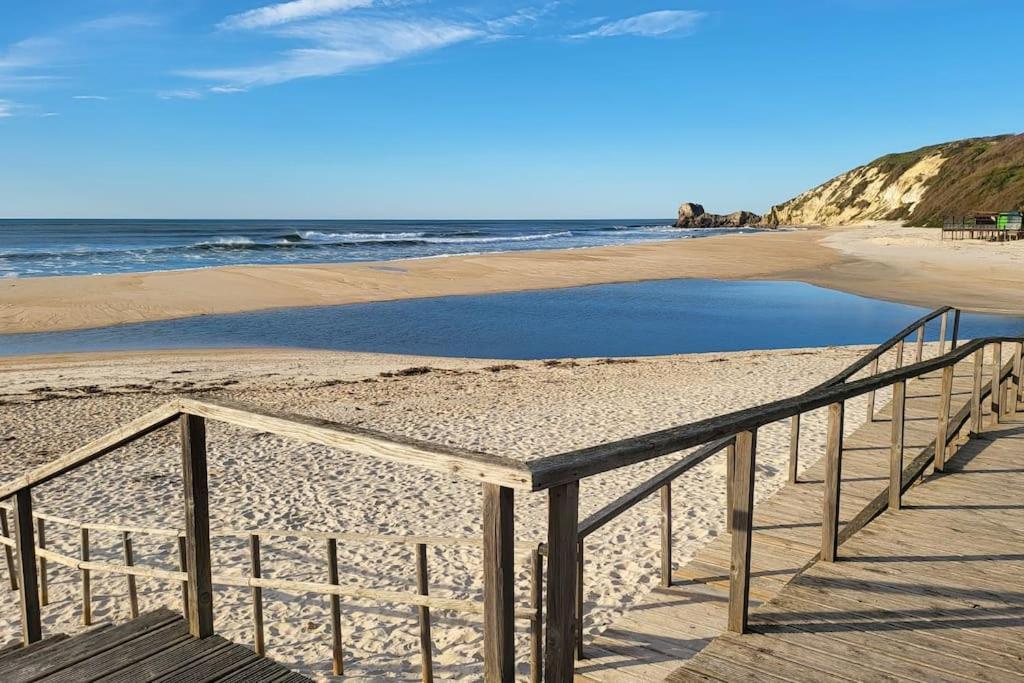 Nazare Uninterrupted Views And Sounds Of The Sea Apartment Pataias Exterior photo