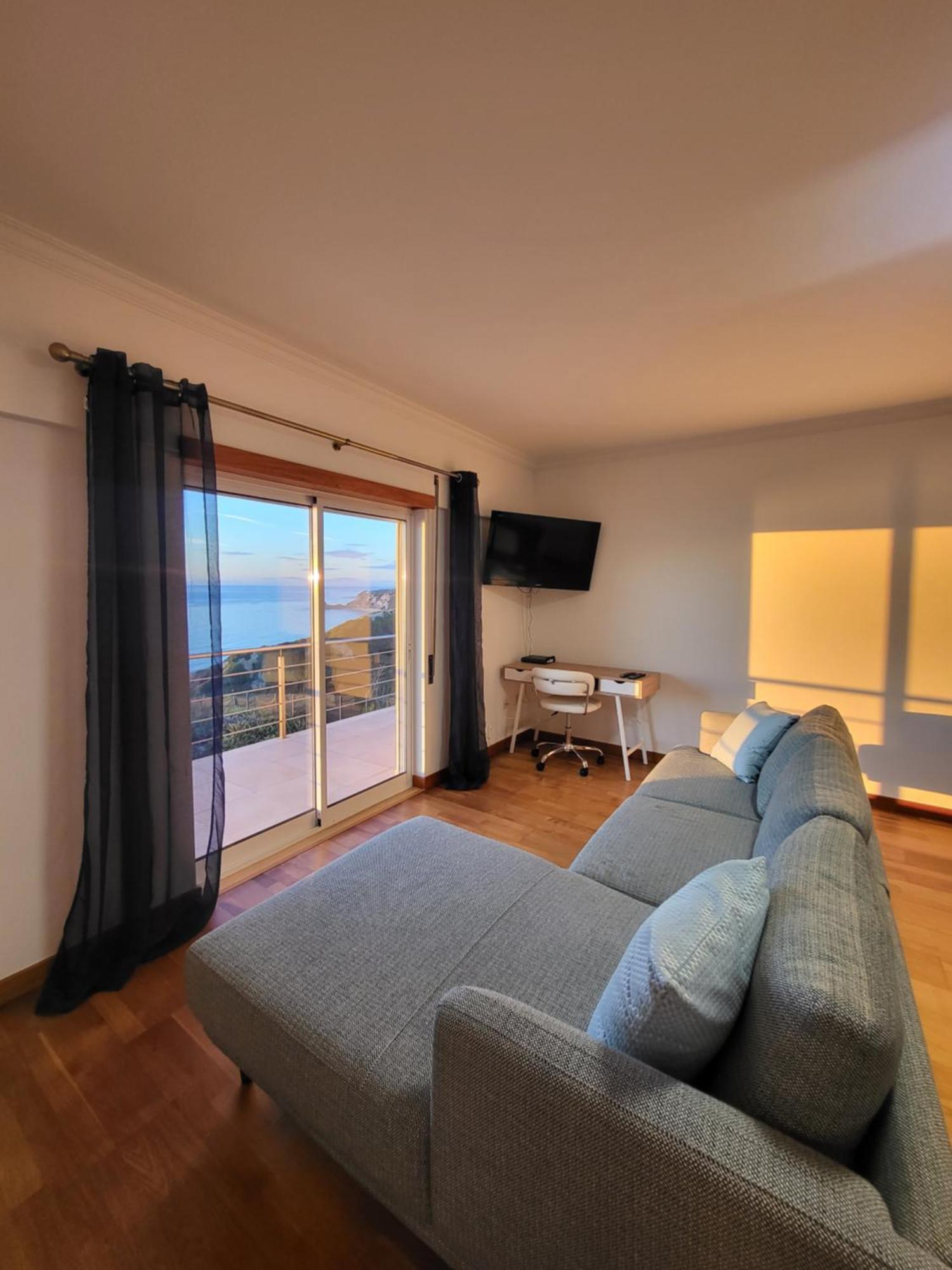 Nazare Uninterrupted Views And Sounds Of The Sea Apartment Pataias Exterior photo